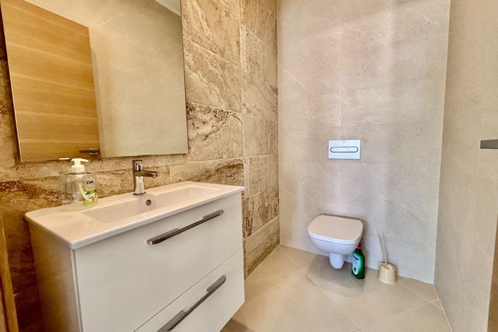 Image No.14-3 Bed Villa for sale