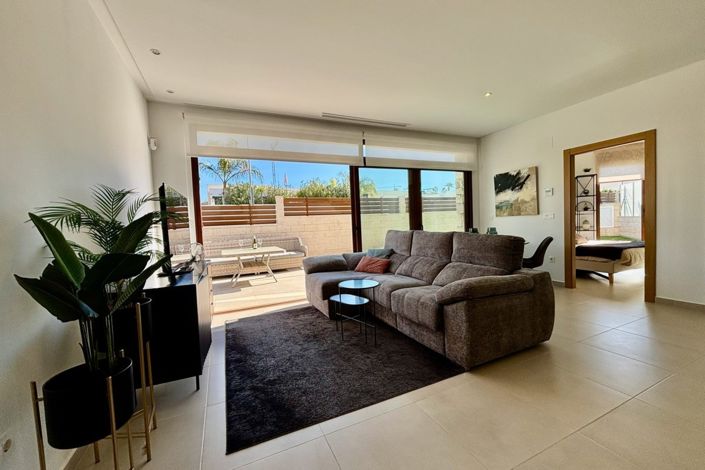 Image No.5-3 Bed Villa for sale