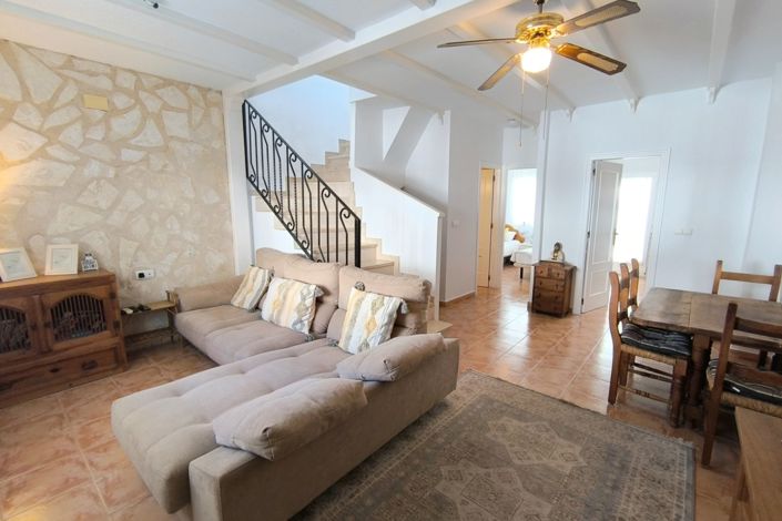 Image No.3-3 Bed Townhouse for sale