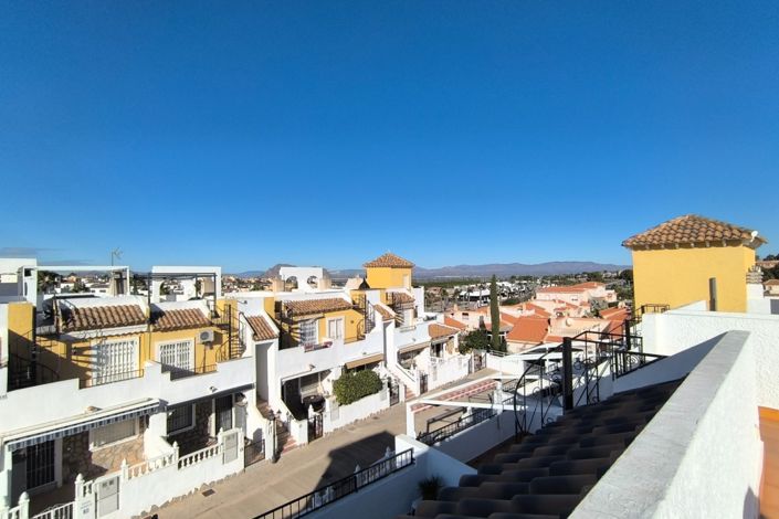 Image No.4-3 Bed Townhouse for sale