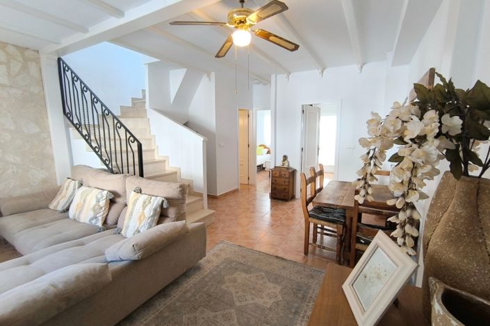 Image No.7-3 Bed Townhouse for sale