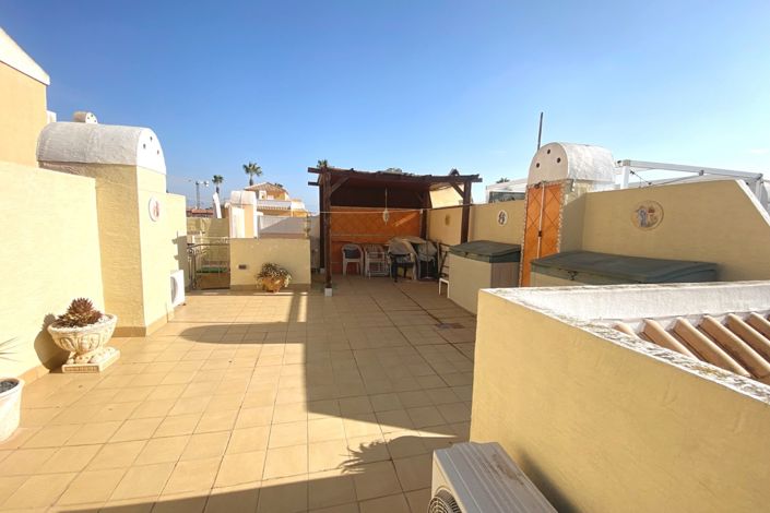 Image No.19-2 Bed Bungalow for sale