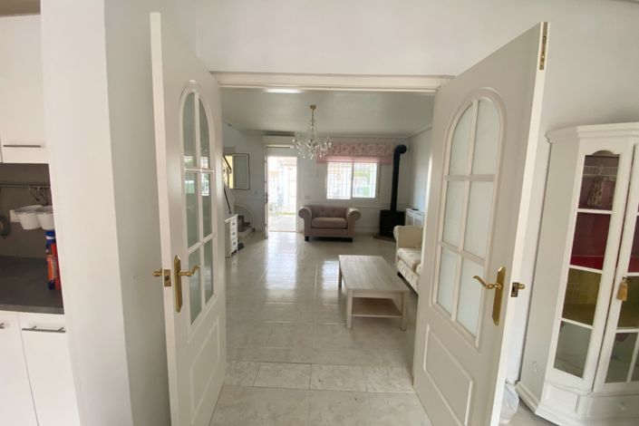 Image No.10-2 Bed Townhouse for sale