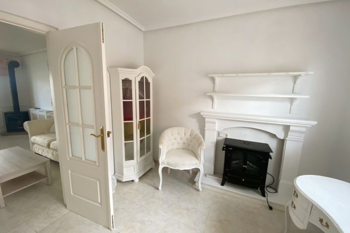 Image No.11-2 Bed Townhouse for sale