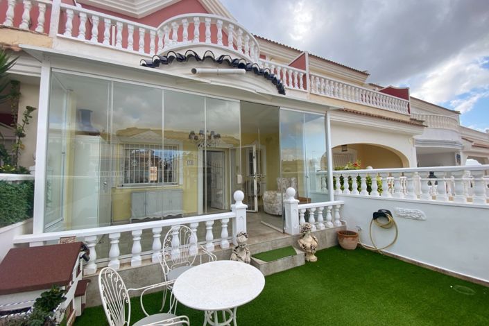 Image No.2-2 Bed Townhouse for sale