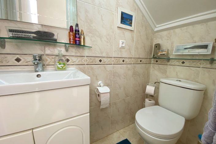 Image No.15-3 Bed Villa for sale