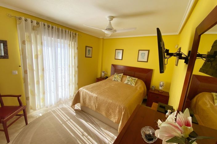 Image No.23-3 Bed Villa for sale