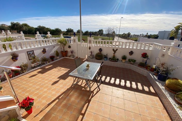 Image No.5-3 Bed Villa for sale