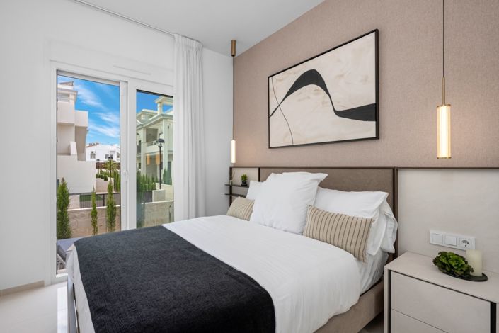 Image No.13-2 Bed Property for sale