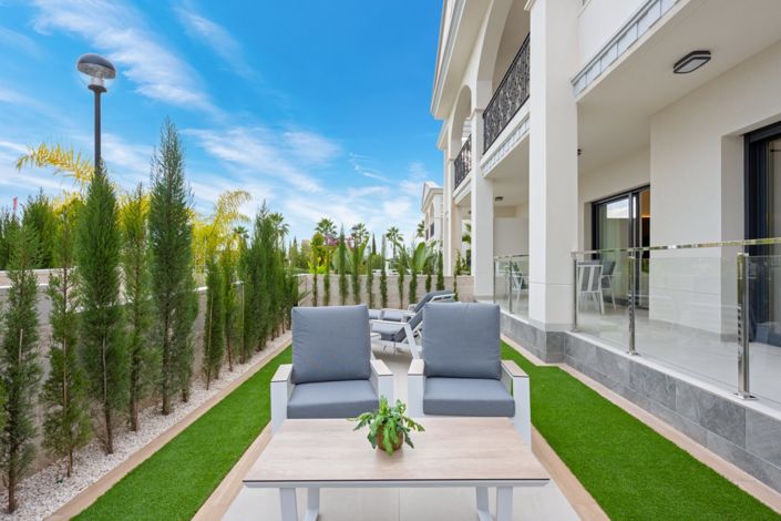 Image No.22-2 Bed Property for sale