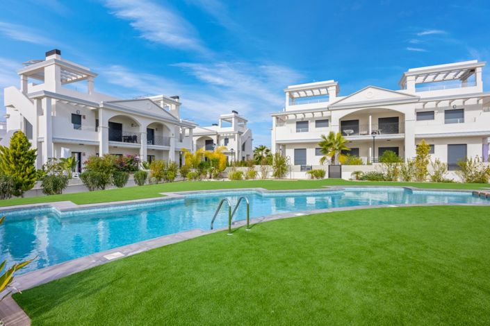 Image No.27-2 Bed Property for sale