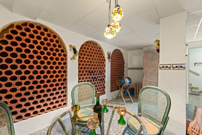 Image No.44-5 Bed Chalet for sale