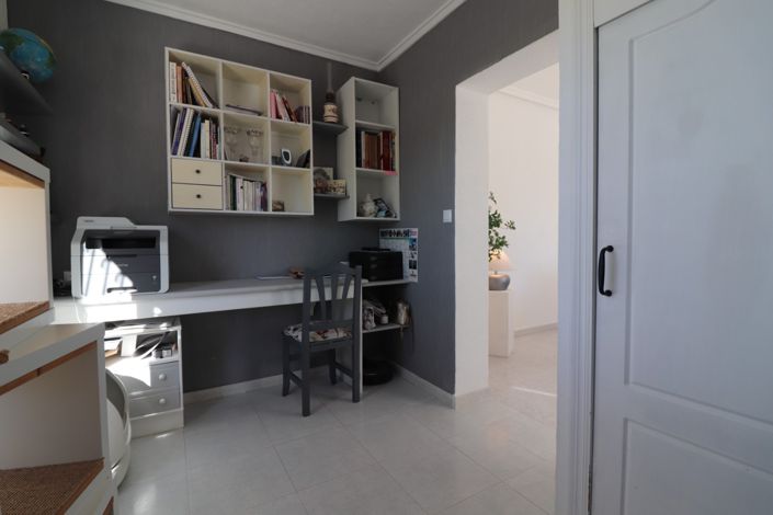 Image No.17-4 Bed Villa for sale