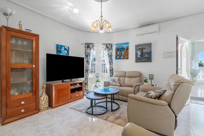 Image No.4-Villa de 2 chambres à vendre à Ciudad Quesada