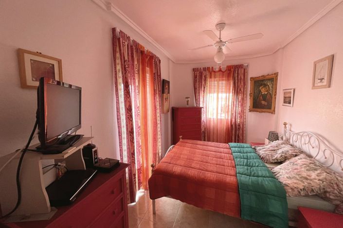 Image No.16-3 Bed Townhouse for sale