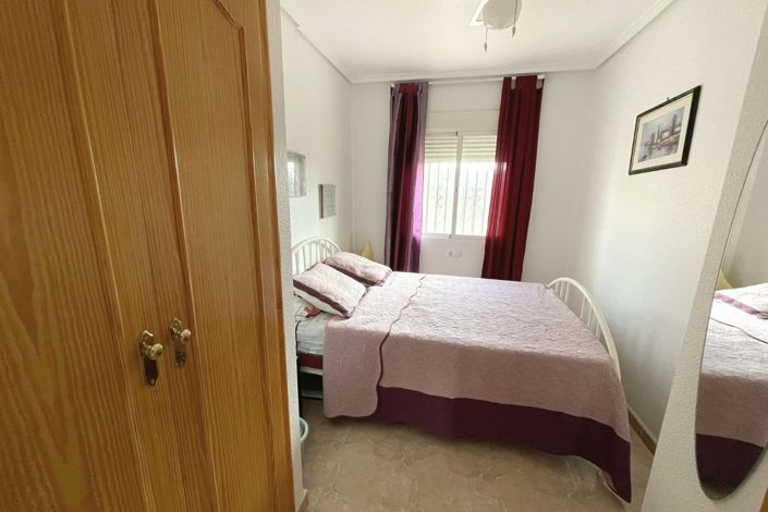 Image No.18-3 Bed Townhouse for sale