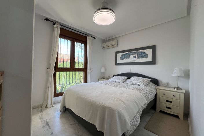 Image No.6-2 Bed Bungalow for sale