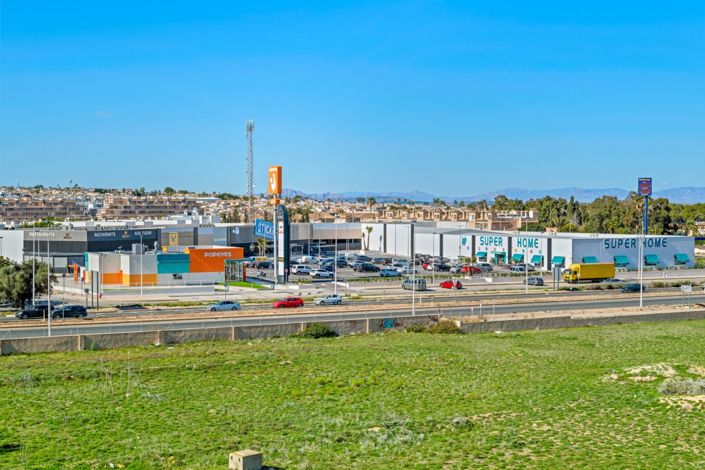 Image No.26-2 Bed Property for sale