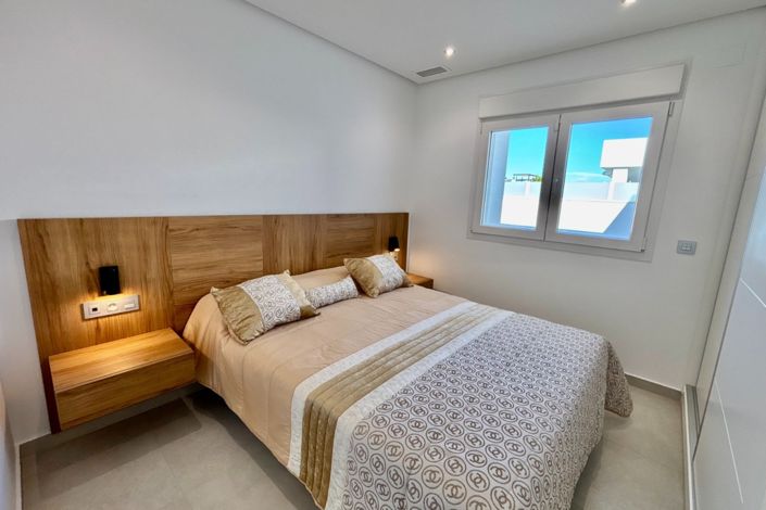 Image No.16-3 Bed Villa for sale