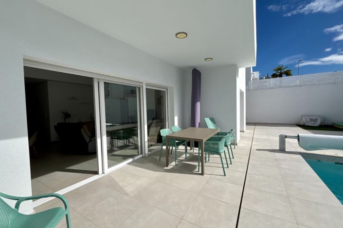 Image No.24-3 Bed Villa for sale