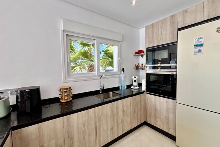 Image No.9-3 Bed Villa for sale