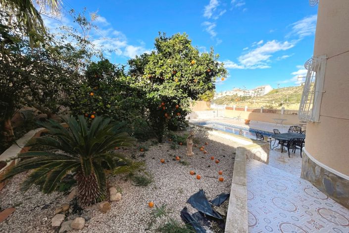 Image No.28-5 Bed Villa for sale