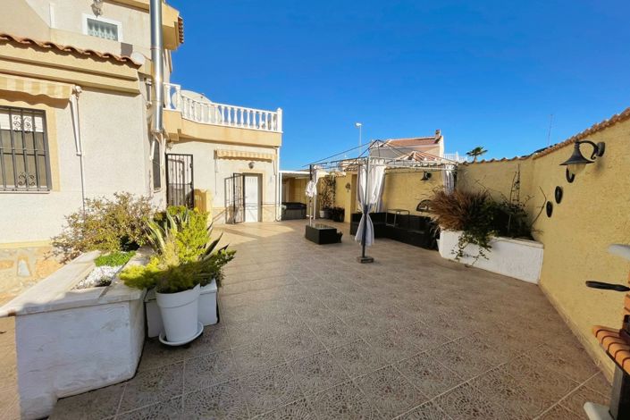 Image No.21-3 Bed Villa for sale