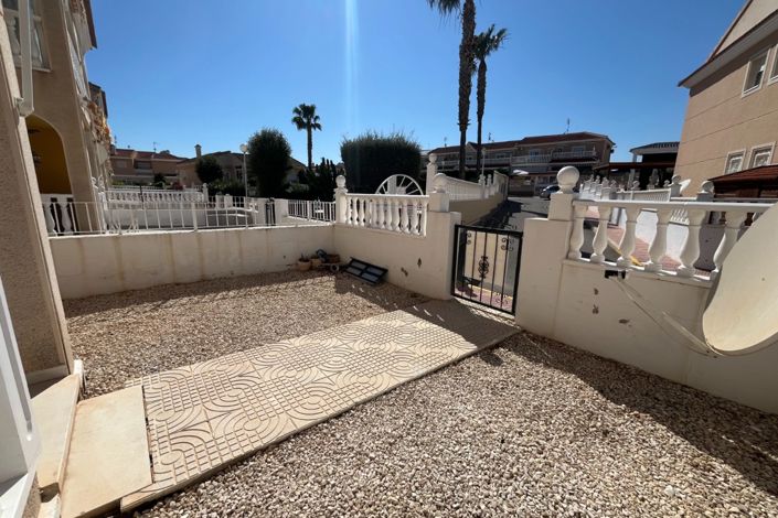 Image No.16-2 Bed Property for sale