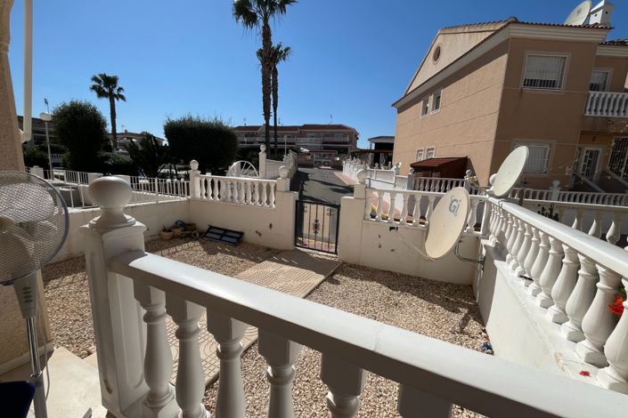 Image No.19-2 Bed Property for sale