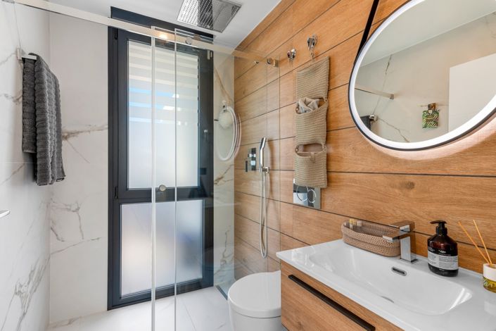 Image No.19-4 Bed Villa for sale