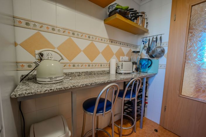 Image No.11-2 Bed Property for sale