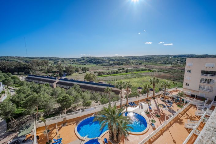 Image No.3-2 Bed Property for sale