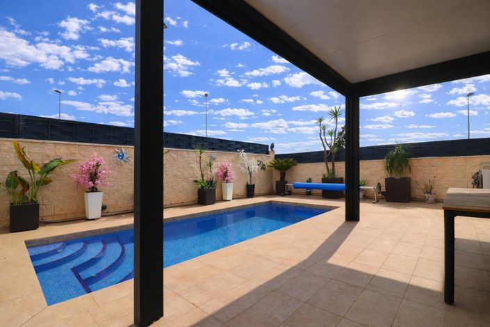 Image No.22-3 Bed Villa for sale