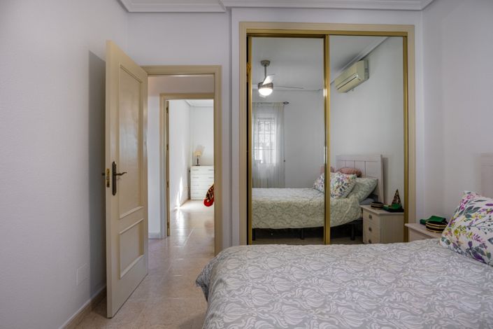 Image No.20-3 Bed Villa for sale