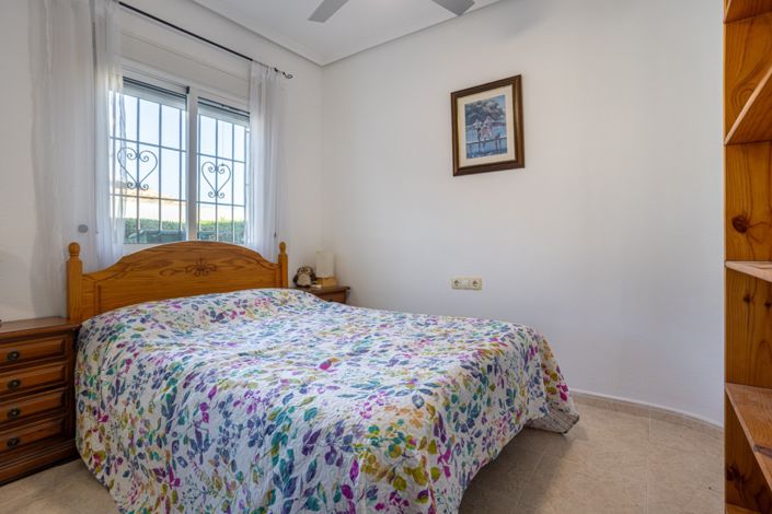 Image No.21-3 Bed Villa for sale