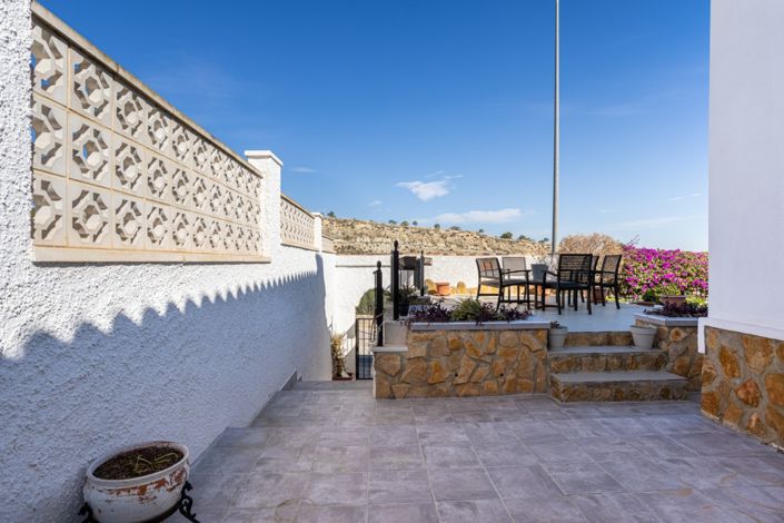 Image No.30-3 Bed Villa for sale