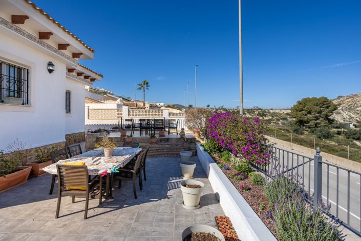 Image No.35-3 Bed Villa for sale