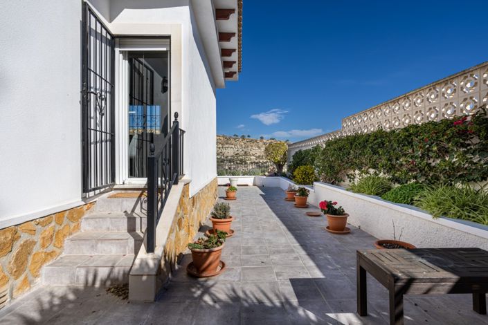 Image No.37-3 Bed Villa for sale