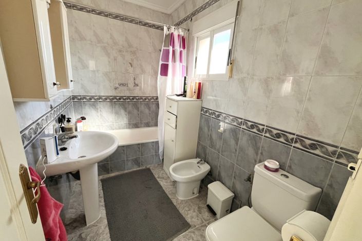 Image No.21-3 Bed Villa for sale