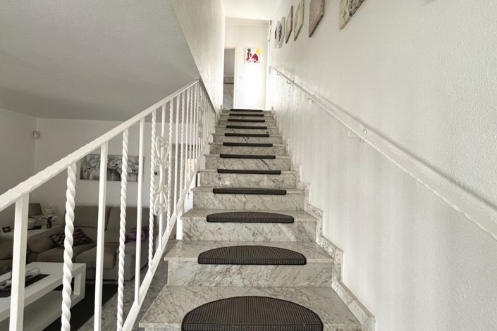 Image No.19-3 Bed Villa for sale