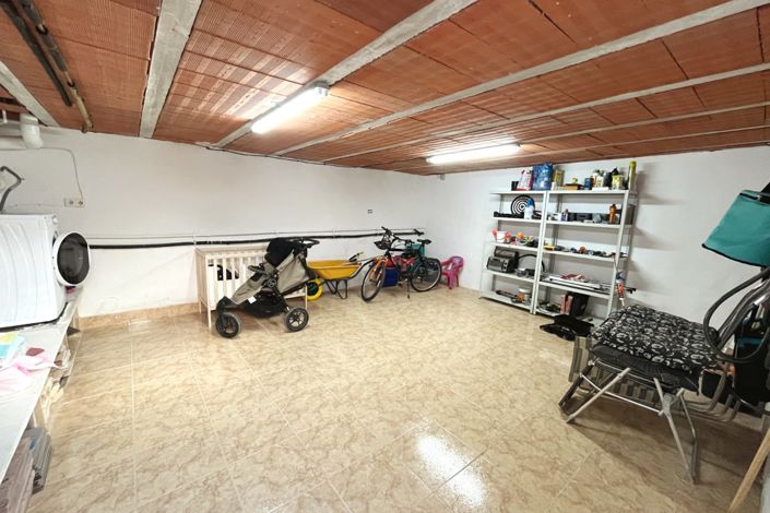 Image No.39-3 Bed Villa for sale