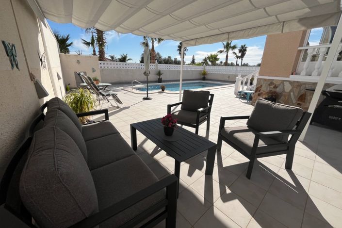 Image No.42-3 Bed Villa for sale