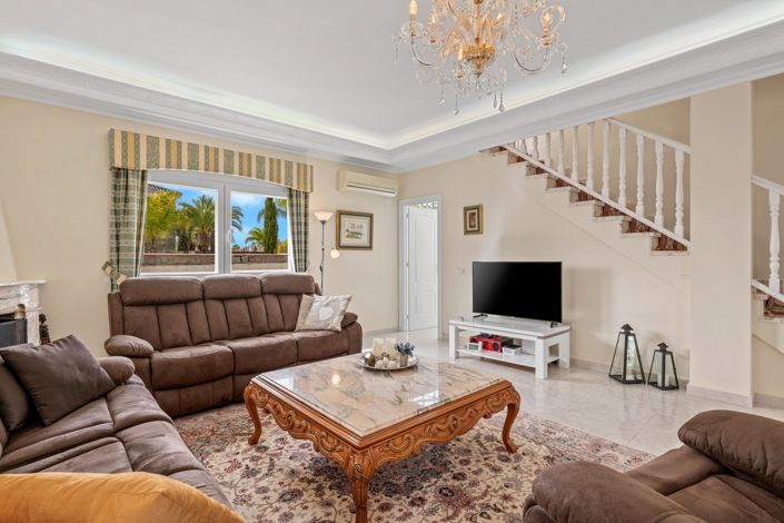 Image No.5-4 Bed Villa for sale