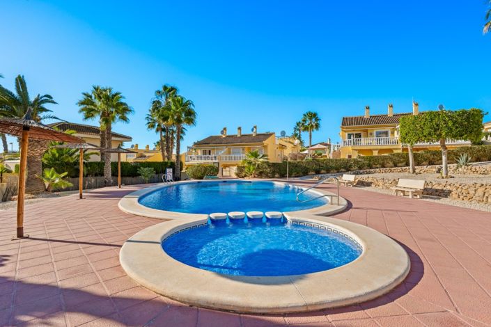 Image No.36-3 Bed Villa for sale