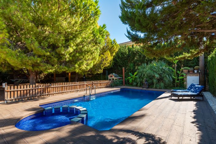 Image No.11-5 Bed Villa for sale