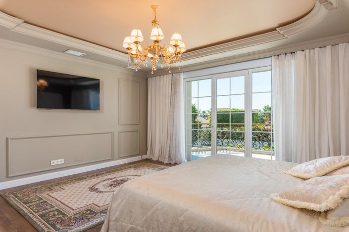 Image No.47-5 Bed Villa for sale