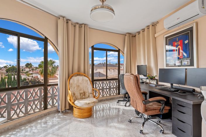 Image No.13-5 Bed Villa for sale