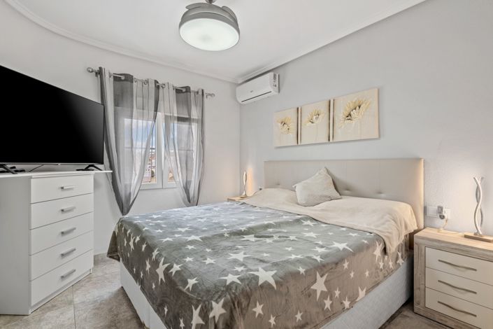 Image No.14-5 Bed Villa for sale