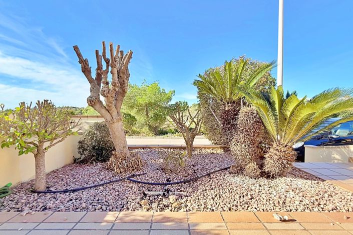 Image No.34-2 Bed Townhouse for sale