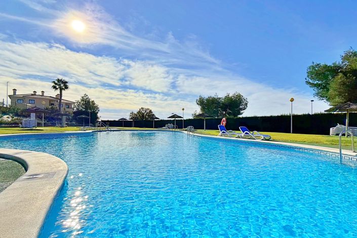 Image No.35-2 Bed Townhouse for sale